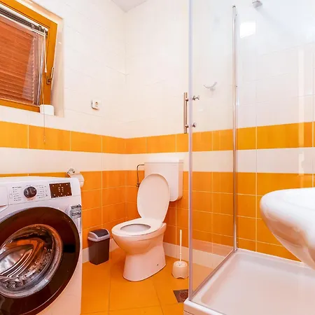 Дом отдыха Three Bedroom House *