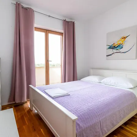 Дом отдыха Three Bedroom House *