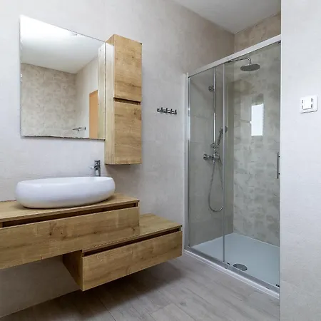 Three Bedroom House Pakoštane